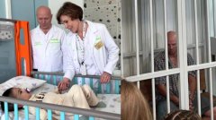 在俄罗斯机场遭男子残忍摔地  伊朗两岁幼童脱离ICU